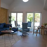 Haus Am 度假居 *